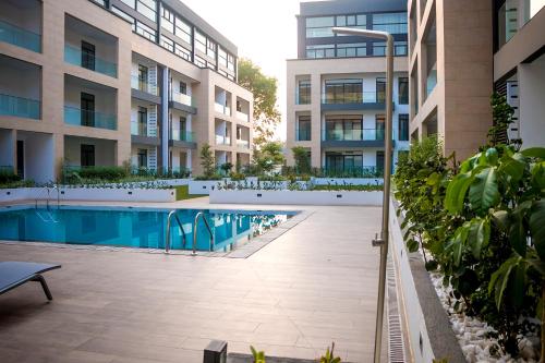 Embassy Gardens by Woodbury Luxury Apartments