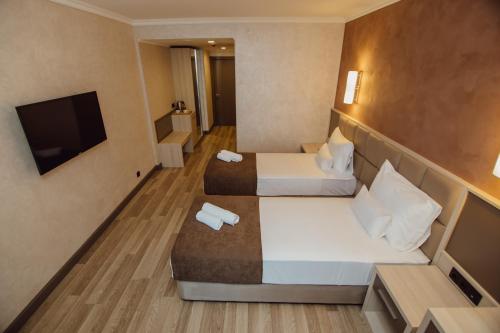 Hotel Kanzler – Batumi, IL