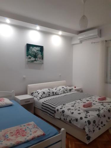Apartment image 5