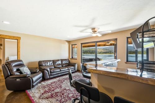 Riley Creek - image 6