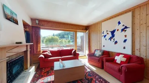 Beautiful apartment in the center of Crans-Montana with a large balcony in Crans-Montana, Schweiz