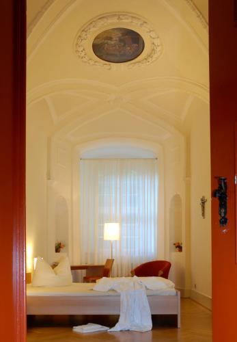 1 twin bed