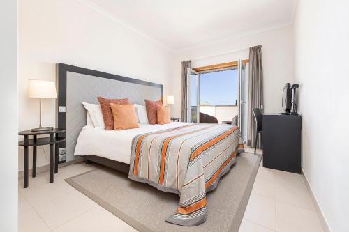 Vale da Ribeira Residences