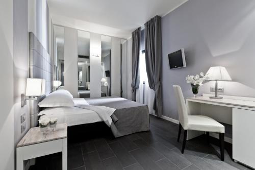 Comfort Double Room image 3