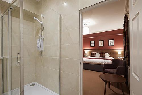 Baie, Eagle Hotel in Dornoch