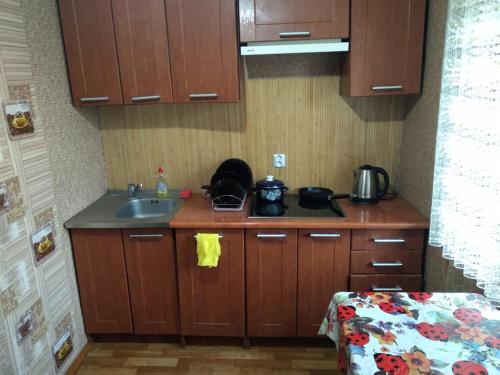 virtuve, квартира в Шацьку in Kolodežno