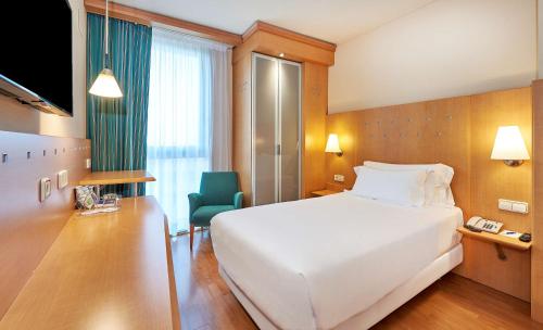 Sercotel Porta Barcelona NH Porta Barcelona is a popular choice amongst travelers in Sant Just Desvern, whether exploring or just passing through. The property features a wide range of facilities to make your stay a pleasant 