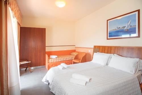 Hotel Romeo - image 5