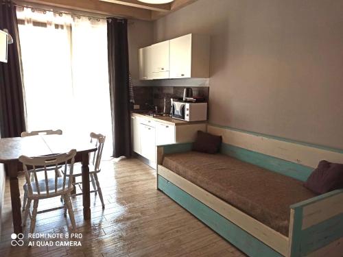 Apartment with Terrace image 8