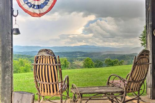 Pet-Friendly Home on 40 Acres with Stunning Mtn Views - image 5