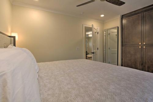 Completely Remodeled Retreat Less Than 1 Mile to Dwtn - image 6