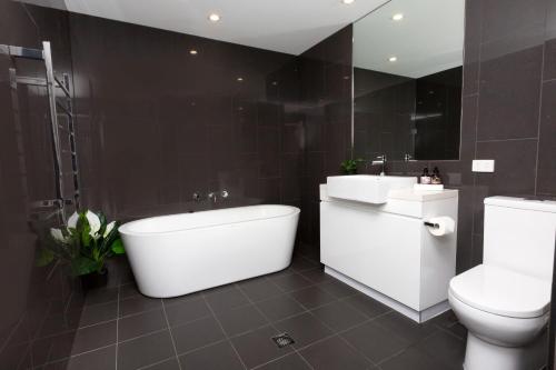 Colour & Swank at The Mill in the Heart of CBD!