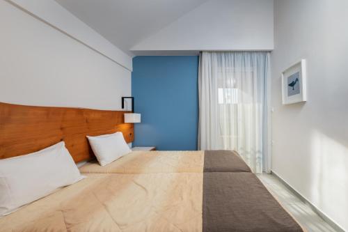 Iolida Village Water Park Hotel by Smile Hotels 5