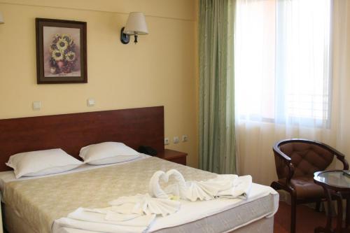 Avenue Hotel