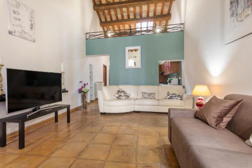Historic roman Home by Campo de Fiori, Rome (photo 5)
