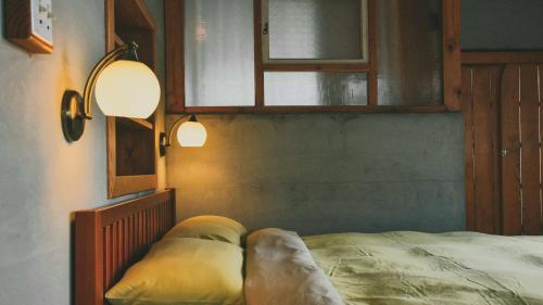 Deluxe Double Room with Bath image 5