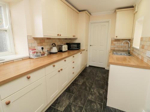Jubilee House - image 4