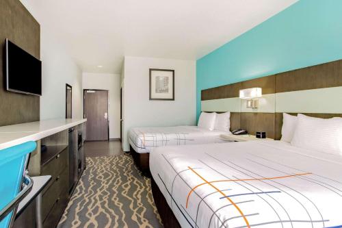 La Quinta Inn & Suites by Wyndham Northlake Ft. Worth