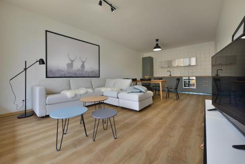 Element Lakeside Apartments