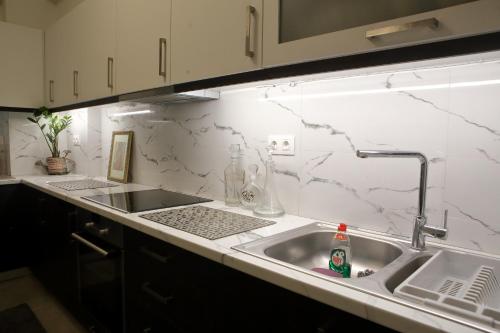 VZ Athens Apartment, Atene (foto 8)