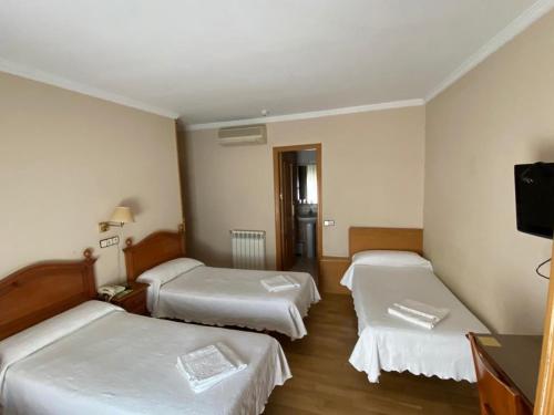 Hostal Guerra - image 8