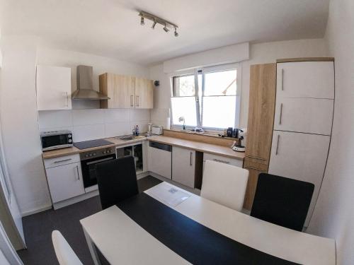 Private and cozy Apartment in Refrath near Cologne Private and cozy Apartment in Refrath near Cologne