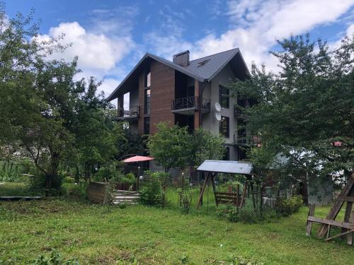 Girske Povitria 2 in Yaremche
