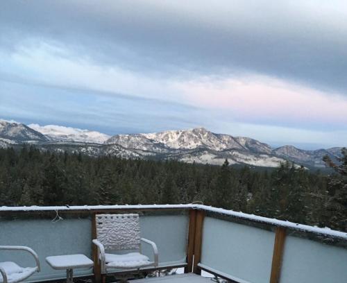 Enviable Lake & Mountain Views wth Waterfal - image 6