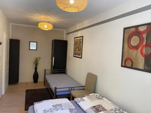 3-Room Karl-Heine - image 4