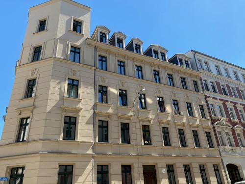 3-Room Karl-Heine - main image