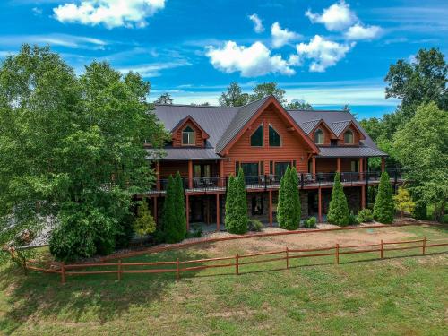 Moose Hollow Lodge in Pigeon Forge, USA