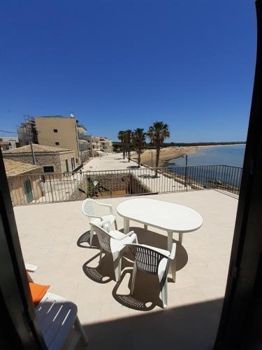  Casa Con Terrazzo Sul Mare in Sampieri