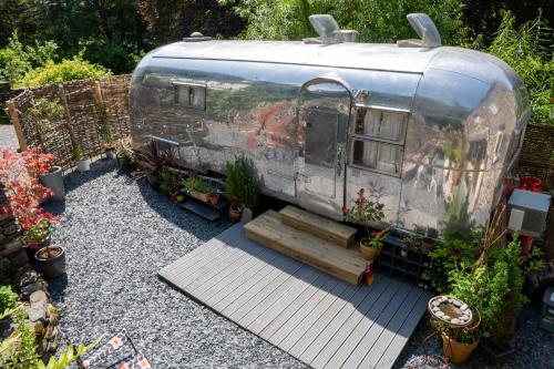 Dixie Airstream - Retro 1970s American Airstream close to Windermere, Staveley