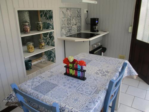 GÏTE LE CONFLUENT (GITE LE CONFLUENT) in โมเบิฌ