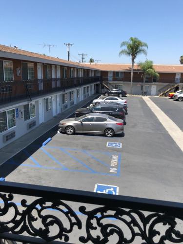 Castaway Motel in Orange (CA)