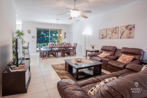 Lovely Home with Private Pool Resort Amenities & Near Disney! - main image