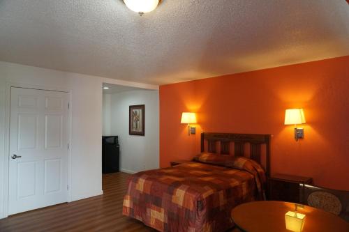 Valley Motel – Concord, CA
