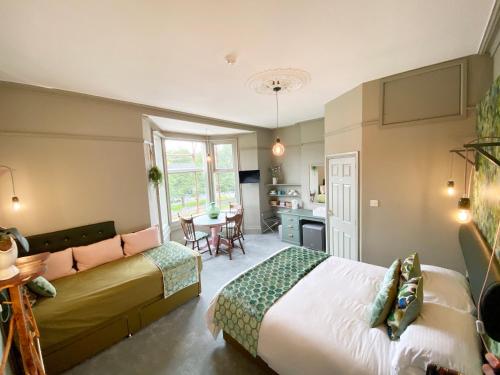 Sundial Stays Kendal in Kendal