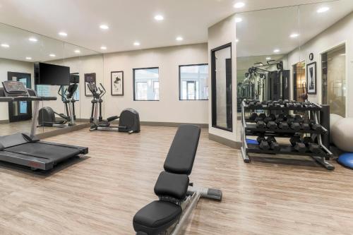 스테이브리지 스위트 리노 바이 IHG - 피트니스 센터