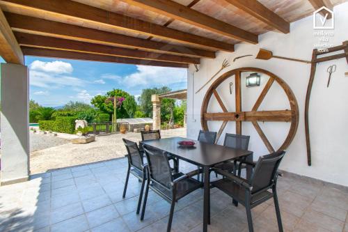 Holiday Home image 9