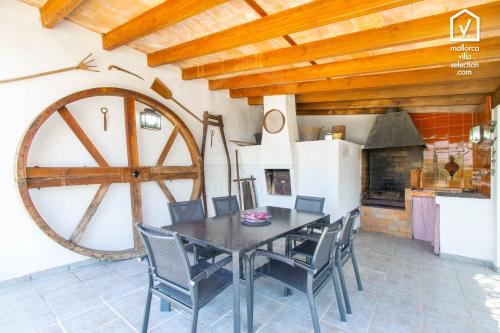 Holiday Home image 8