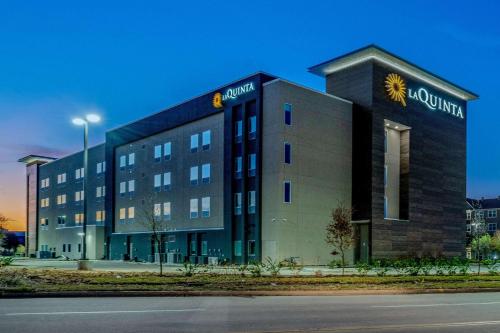 La Quinta Inn & Suites Katy-Mills by Wyndham Katy in Katy, USA