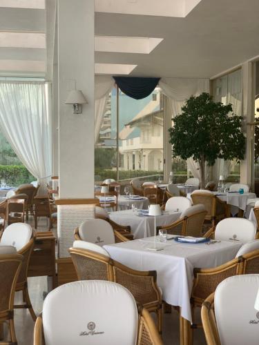 Hotel Universo