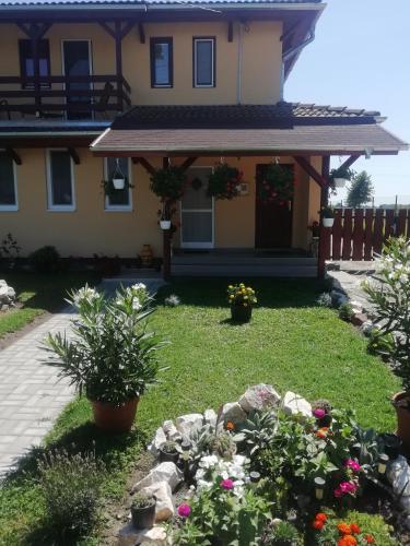  József Apartman in Balatonmáriafürdő