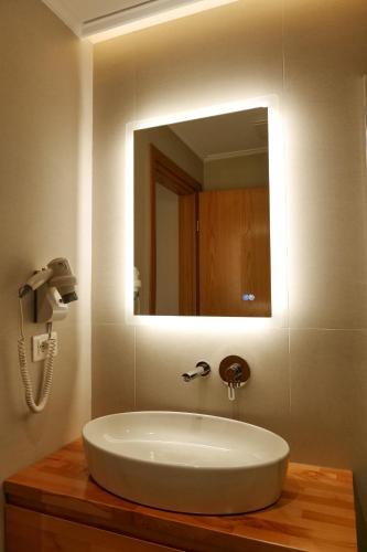 NOI HOTEL – Ksamil, OR