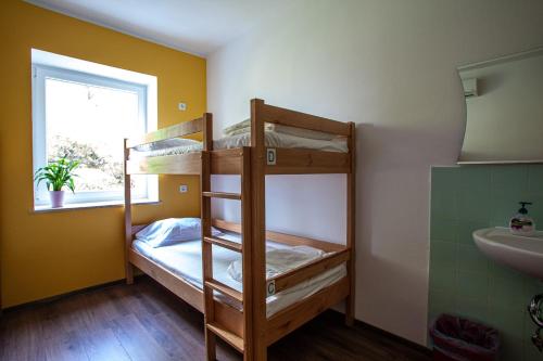Quadruple Room with Shared Bathroom