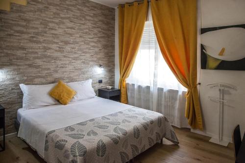 Aurelia Rooms