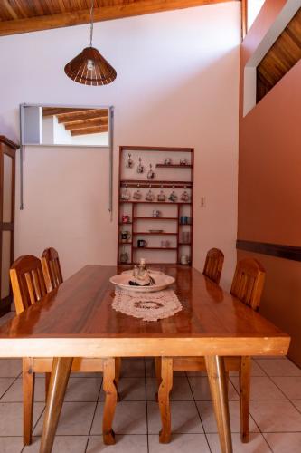 Hostel Bouganvilia Bed and Breakfast - image 2