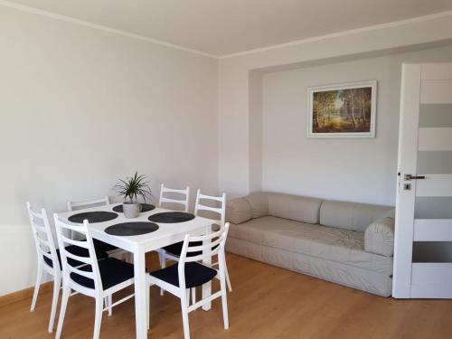 Apartament Aleksandra we Wielu z widokiem na jezioro