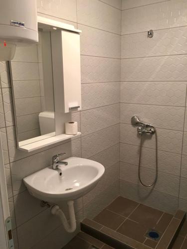 Rooms M2